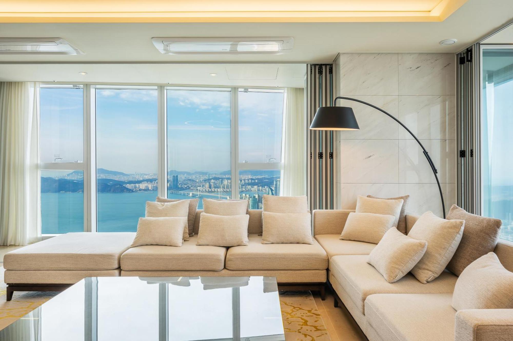 Lct Residence Y Collection ปูซาน ภายนอก รูปภาพ