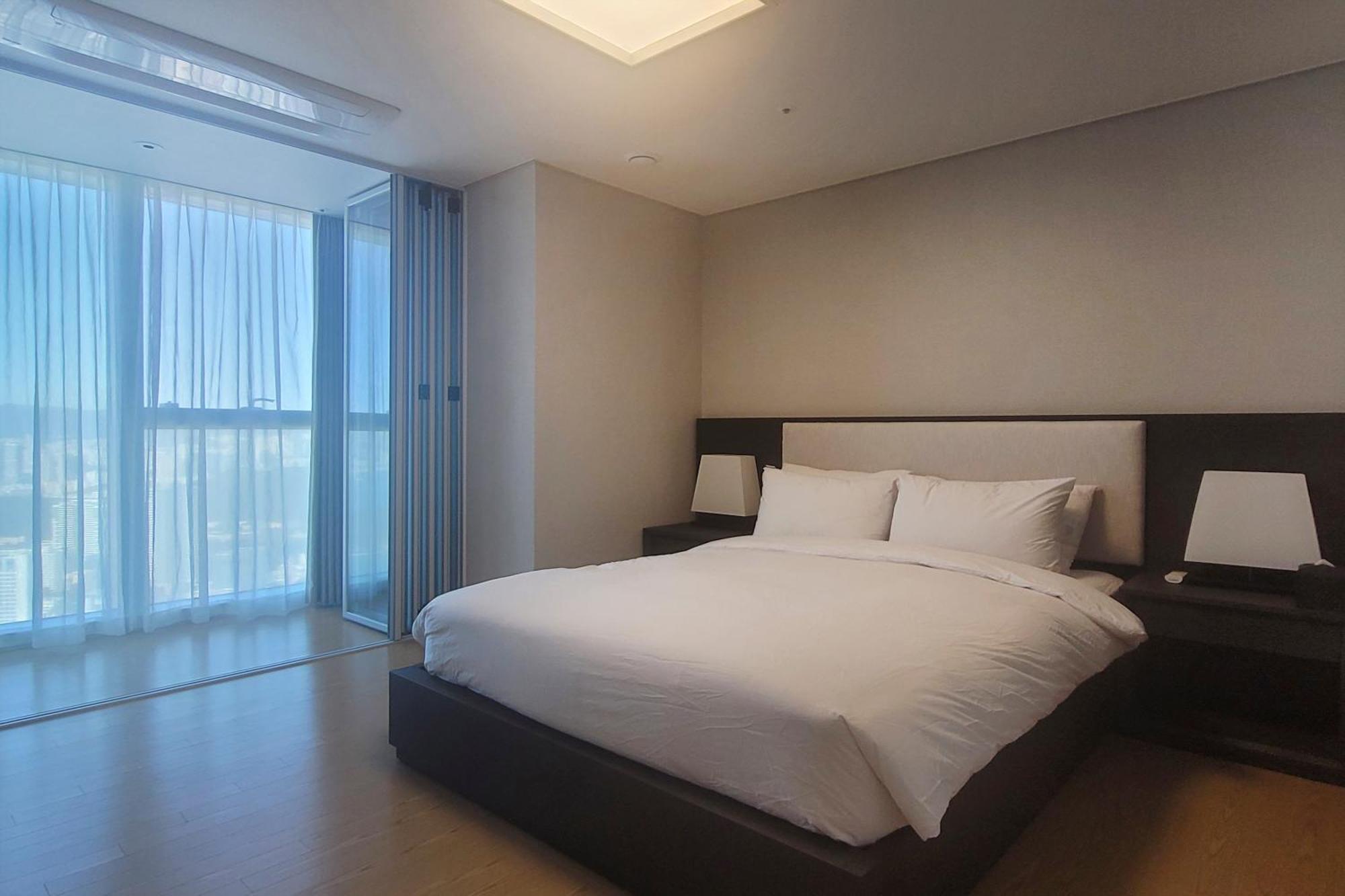Lct Residence Y Collection ปูซาน ภายนอก รูปภาพ