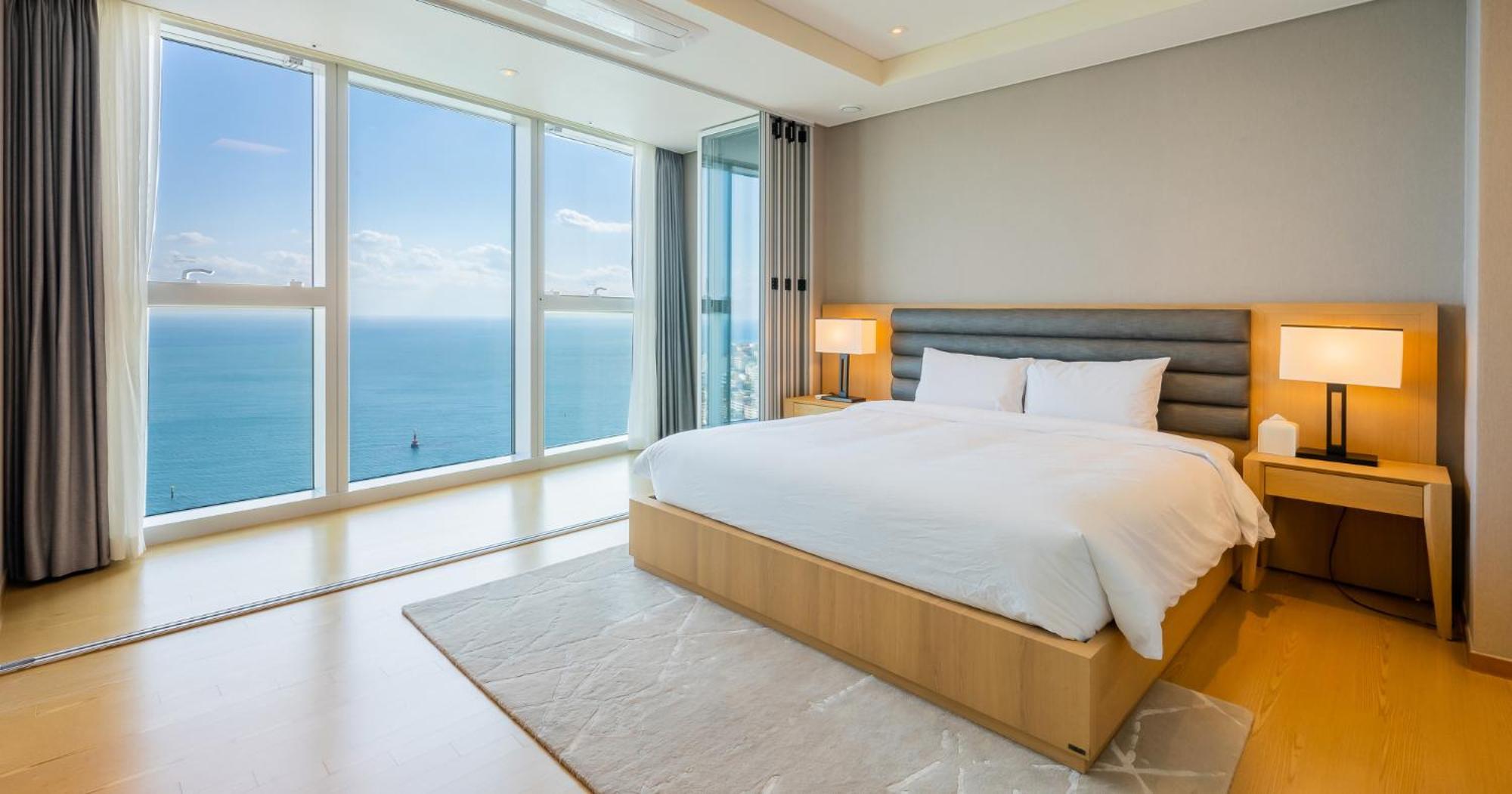 Lct Residence Y Collection ปูซาน ภายนอก รูปภาพ